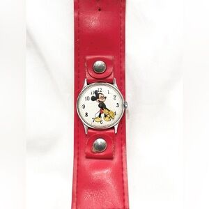 ULTRA RARE Vintage Disney Productions MICKEY MOUSE Hand Clock Round Wrist Watch